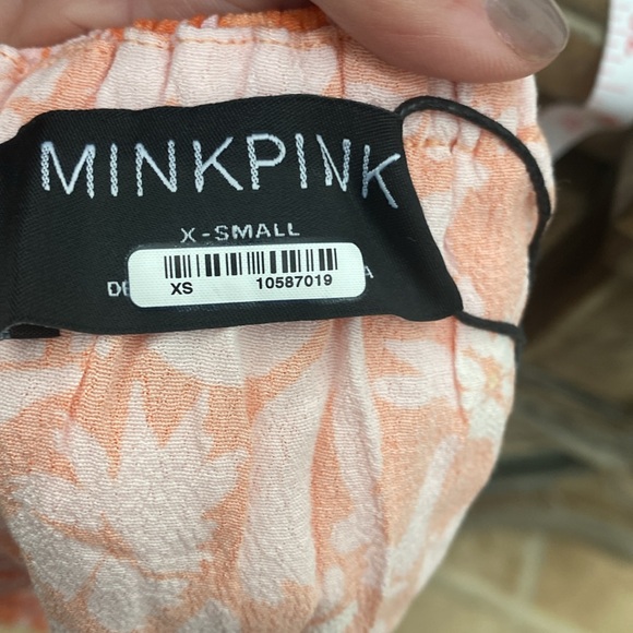 Minkpink Marli Crop. NWT Size XS - Picture 6 of 7